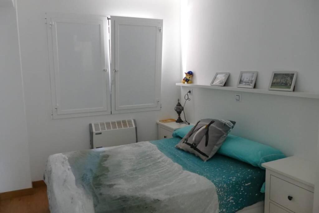 Piso En Santa Cristina, A 150 M De La Playa Apartment Oleiros Ngoại thất bức ảnh